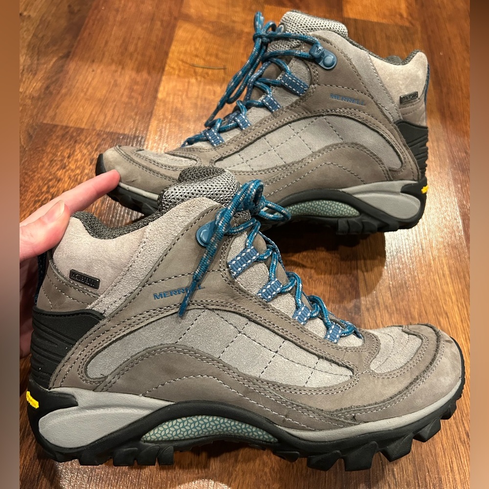 Merrell Gray Suede Lace-Up Hiking Boots with Blue Laces